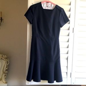 Banana republic, navy blue color dress size 4